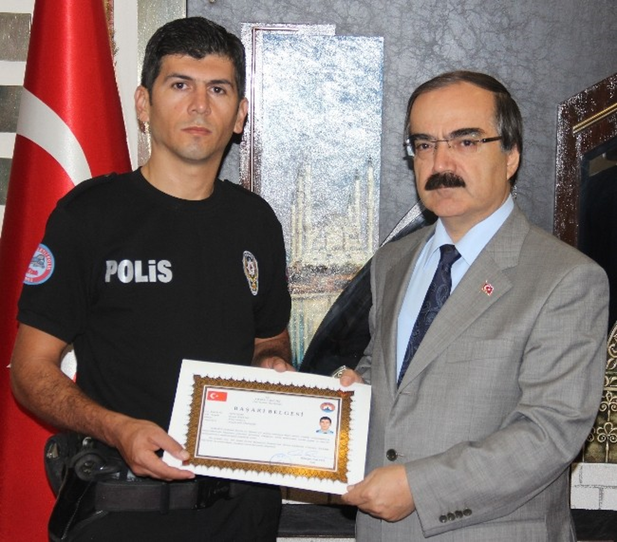 Adana\'da 5 Bin 746 Emniyet Personeli Ödüllendirildi