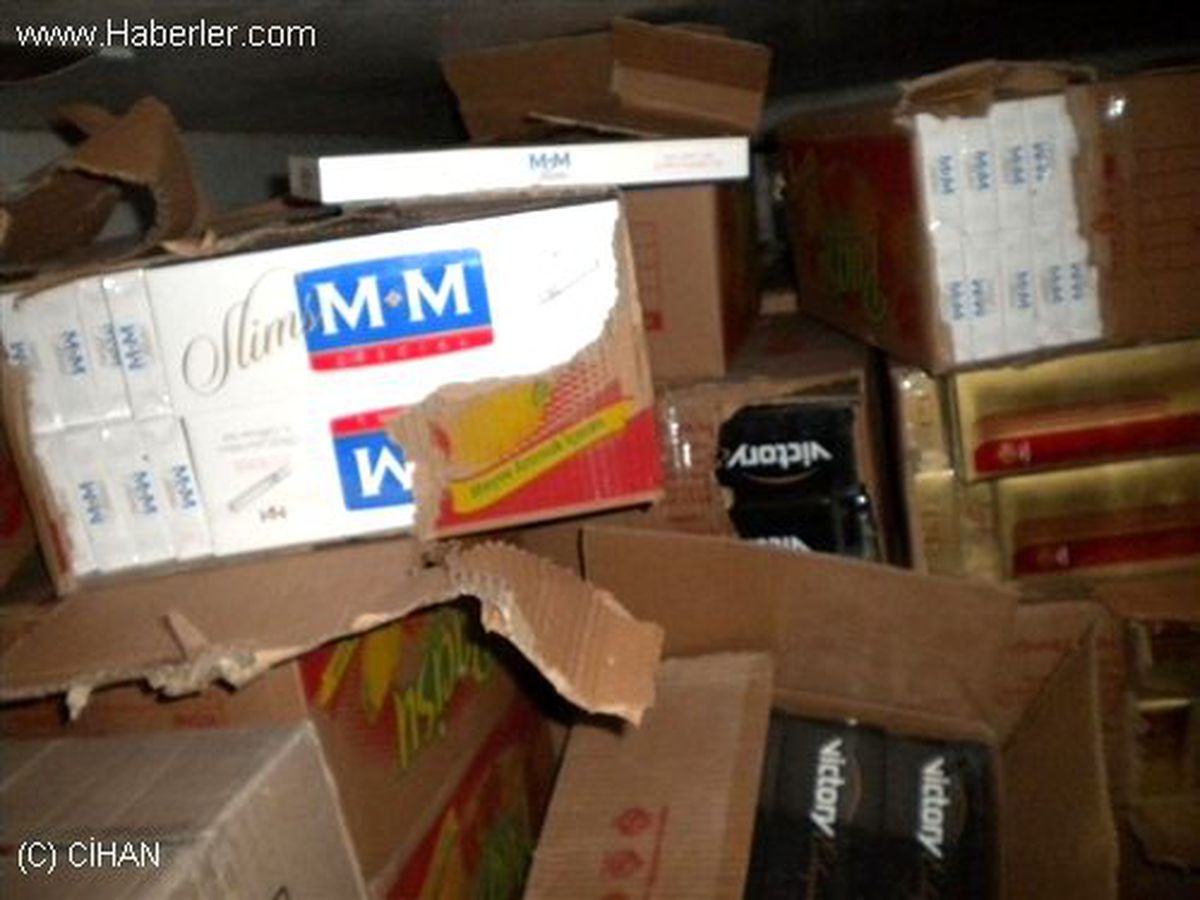 Aksaray\'da 25 Bin Paket Gümrük Kaçağı Sigara Ele Geçirildi