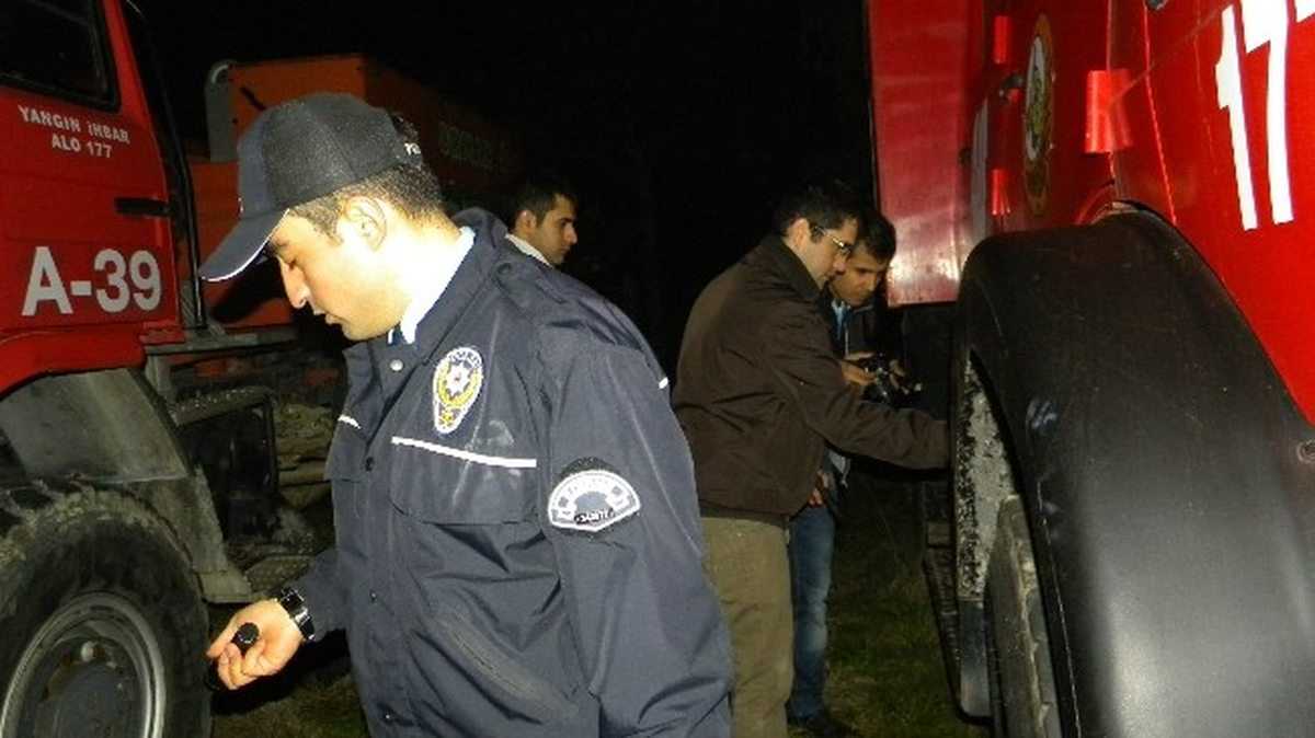 Araçların Akülerini ve Mazotlarını Çaldılar