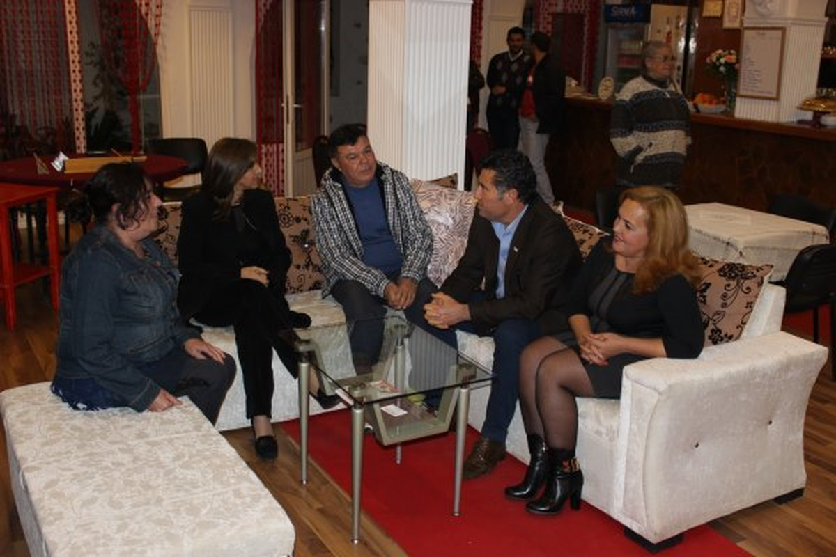 Başkan Kocadon Kadınlar Kahvesini Ziyaret Etti