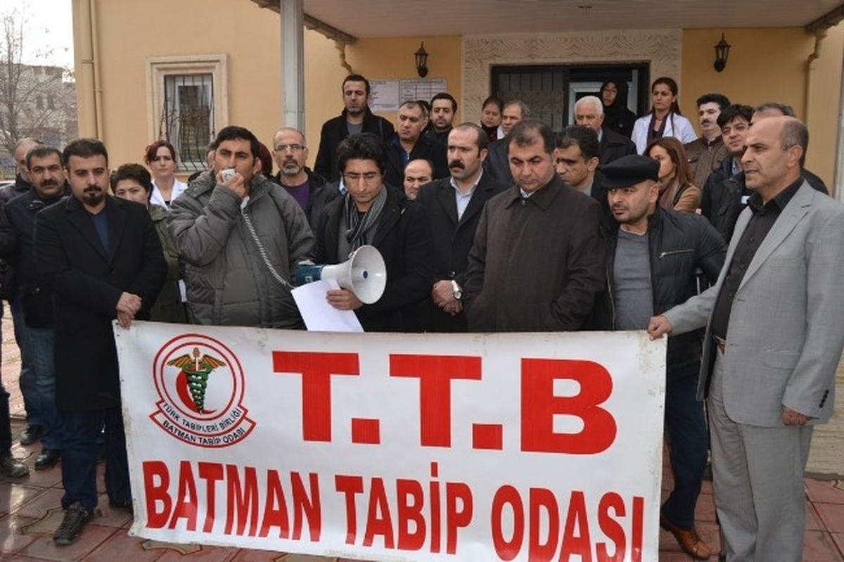 Batman Tabipler Odası Torba Yasayı Protesto Etti