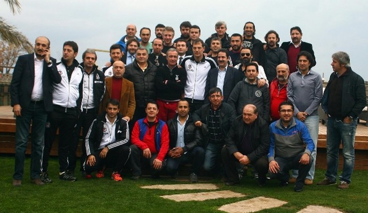 Beşiktaş Teknik Ekibi ve Yöneticiler, Basın Mensupları ile Yemekte Buluştu