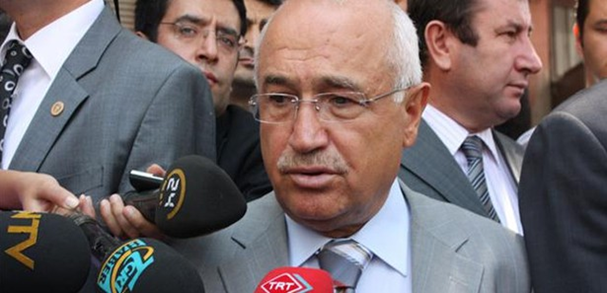 Cemil Çiçek : Köklü Çözüm Anayasa Değişikliğidir