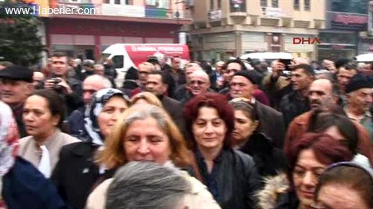 CHP\'li Kadın Belediye Başkan Adayına Beddua
