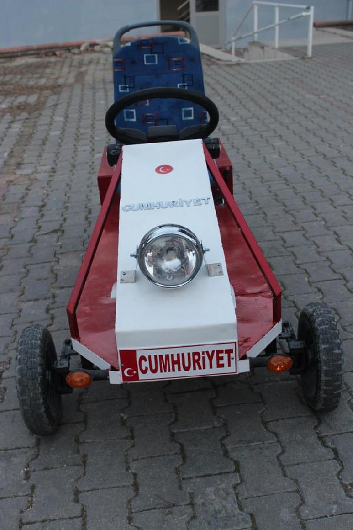 Cumhuriyet\' 56 Kilometre Hız Yapıyor