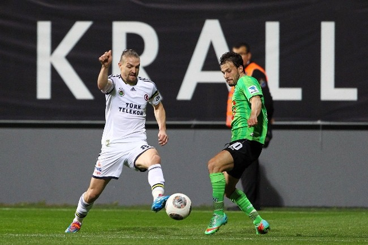 Fenerbahçe Hannover 96\'yı 2-1 Mağlup Etti