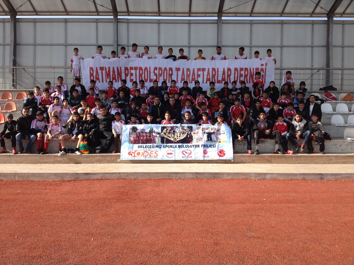 "Geleceğimiz Sporla Buluşuyor" Turnuvası Başladı