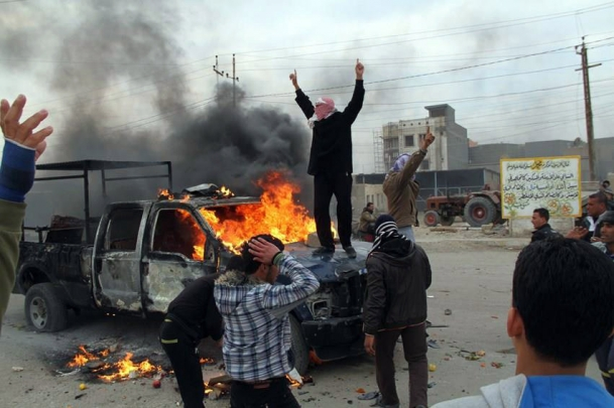 Irak\'ta Polis İle IŞİD Çatıştı: 5 Ölü