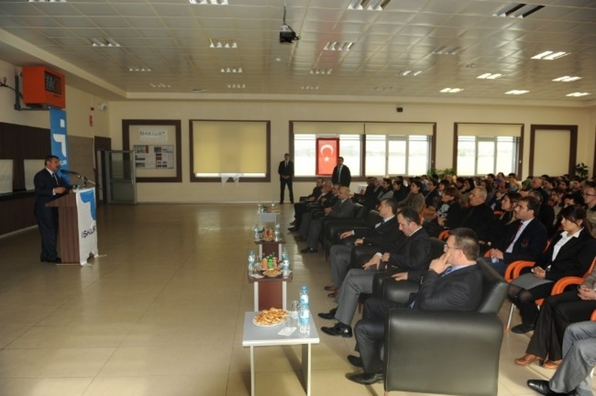 Mesleklerinde Uzmanlaştılar