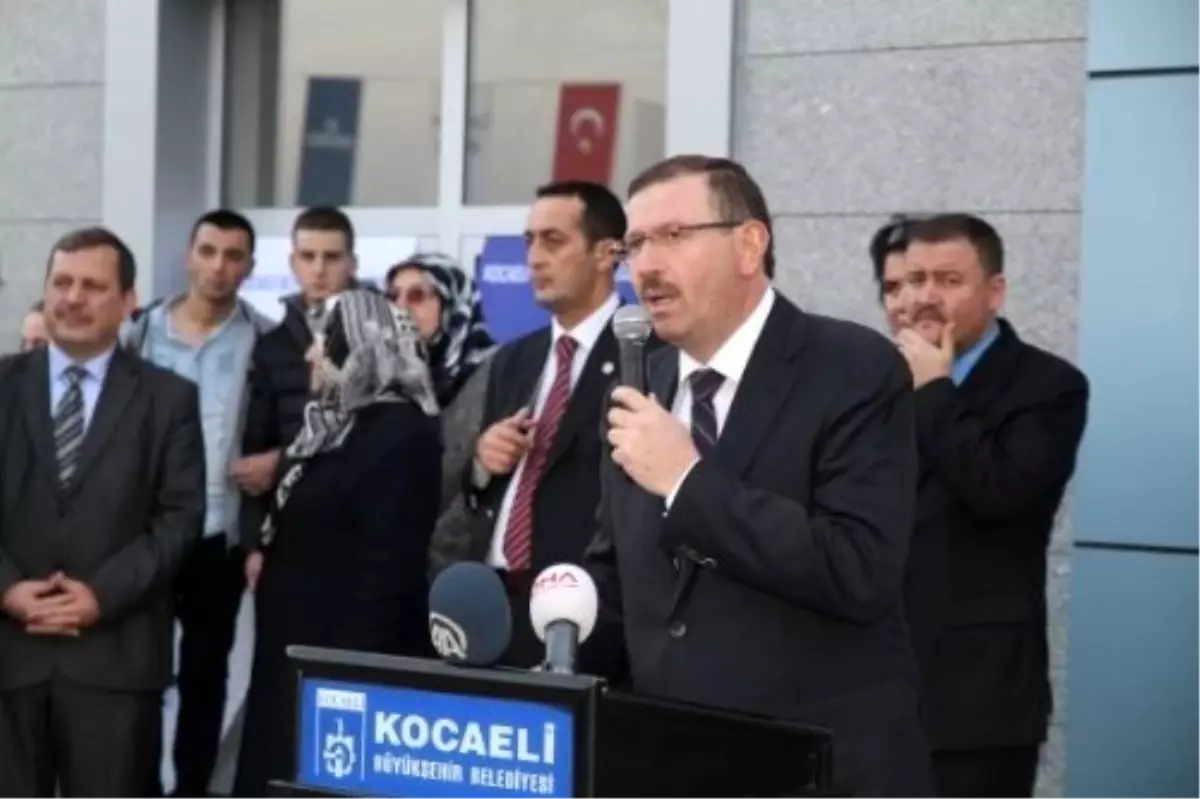 Namazgah Barajı\'ndan İlk Su Verildi