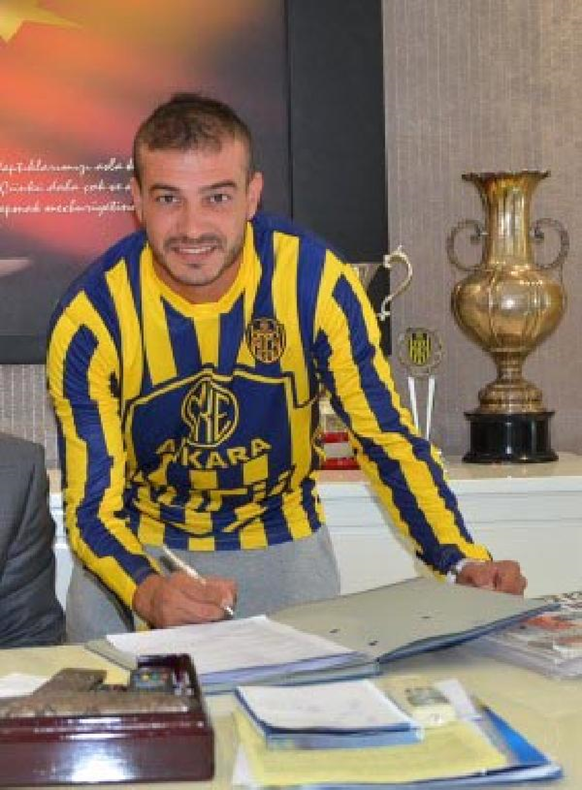 Orhangazispor\'da Transfer Çalışmaları Devam Ediyor