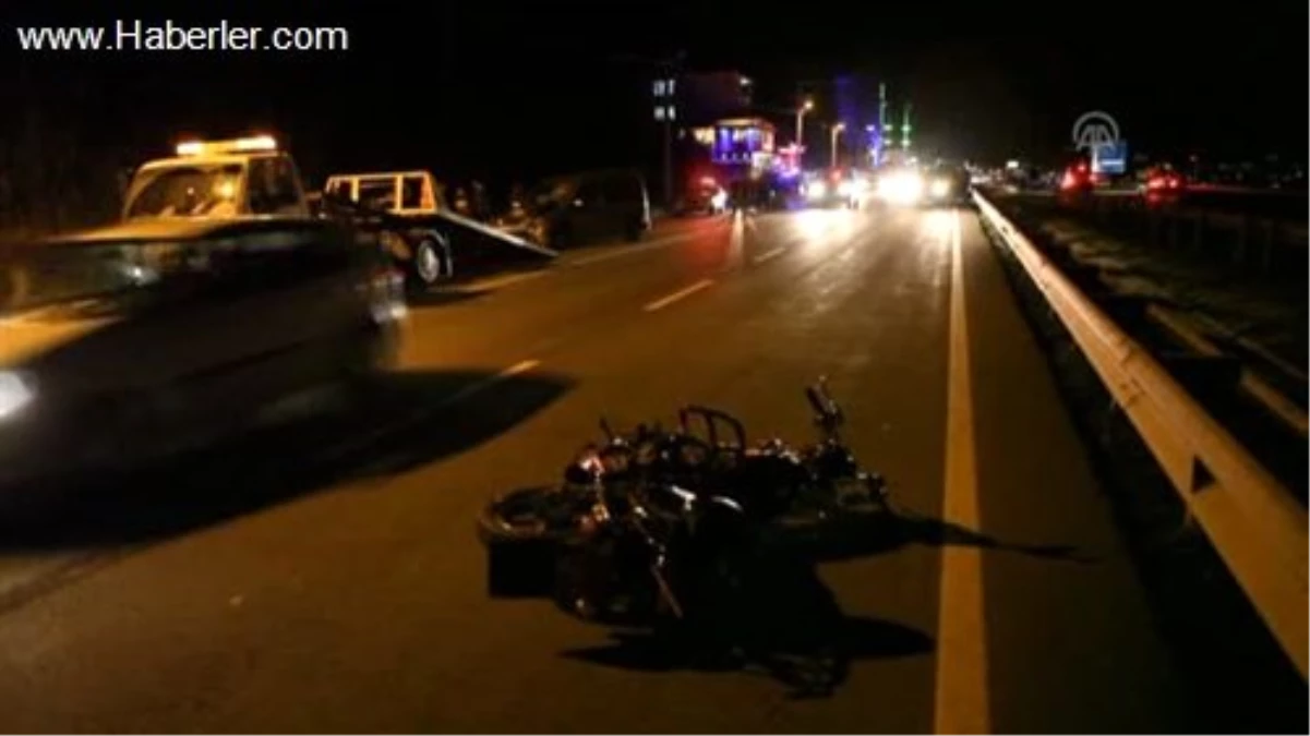 Rize\'de Otomobilin Çarptığı Motosikletli Öldü