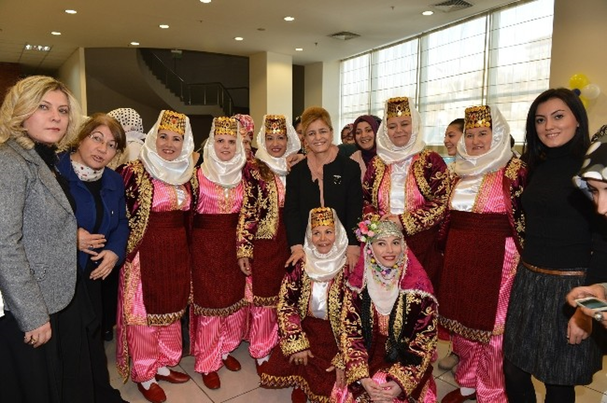 Pursaklar Hanımlar Lokali\'nde Hem Eğlence Hem Eğitim