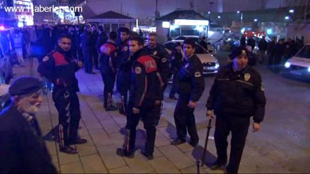 Ankara\'da İki Partinin Mensupları Arasında Kavga