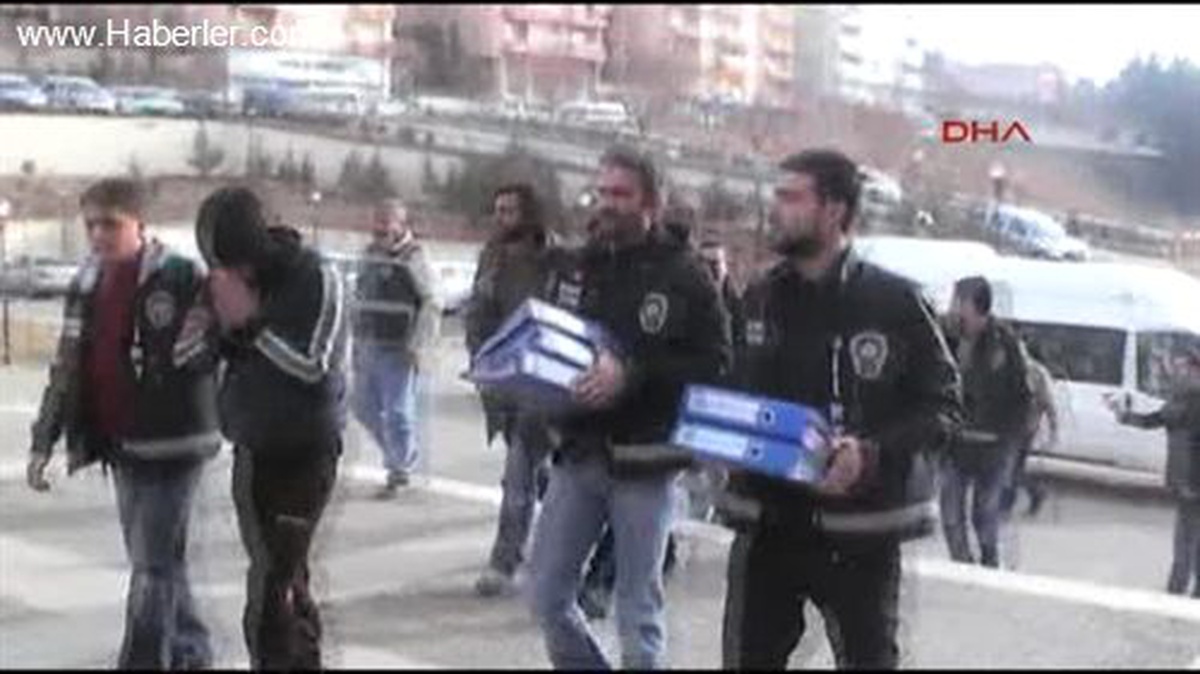 Siirt\'te Fuhuş Operasyonu 6 Kişi Gözaltında