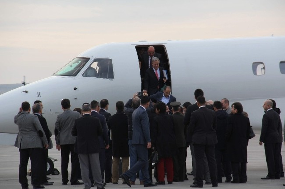 Suriye\'ye Komşu Ülkelerin Bakanları, Şanlıurfa\'ya Geldi
