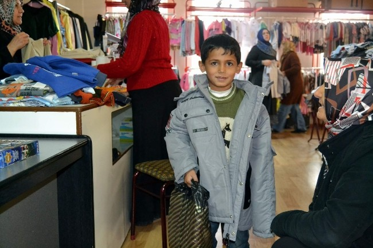 Suriyeli Savaş Mağduru Çocuklara Bursa\'dan Tam Destek