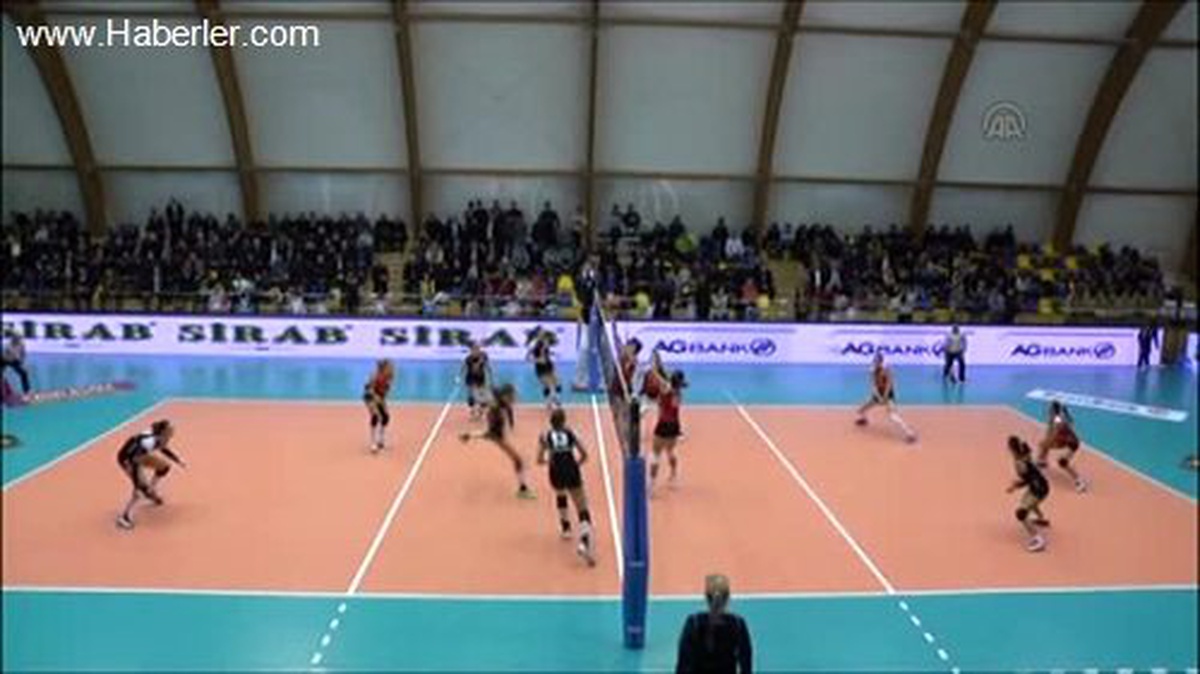 VakıfBank - İktisatçı Bakü: 3-0