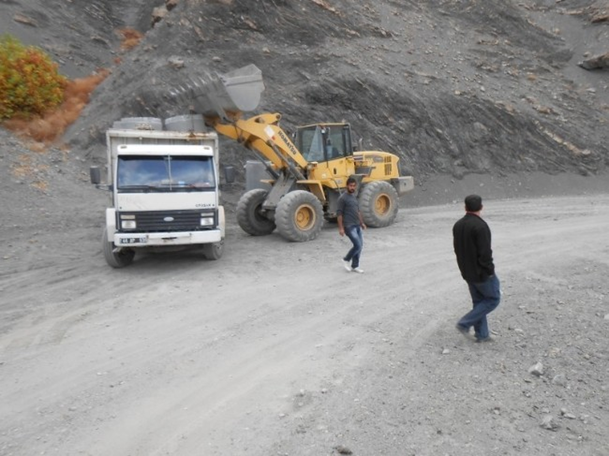 Yamaç Köyü Yol Genişletme Çalışmaları Tamamlandı