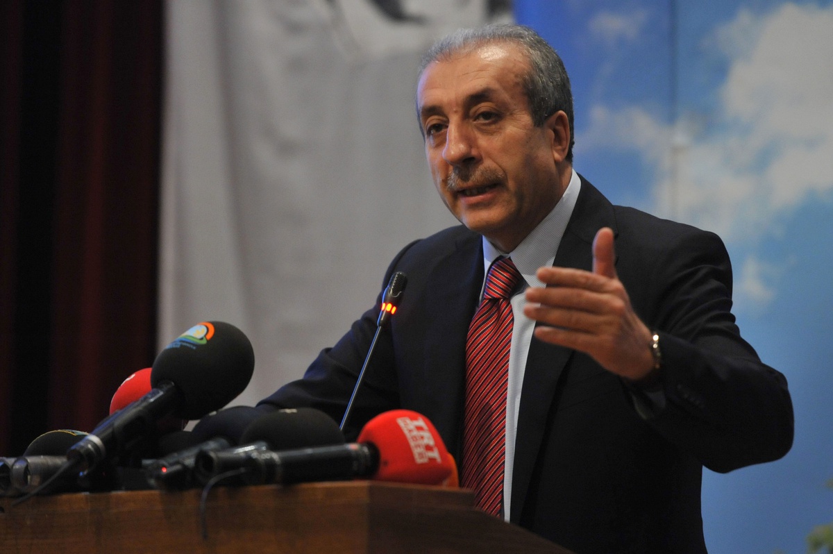 Bakan Eker: Herhangi Bir Kıtlık Yok, Kaos Lobisi Mutfaklara Dadandı