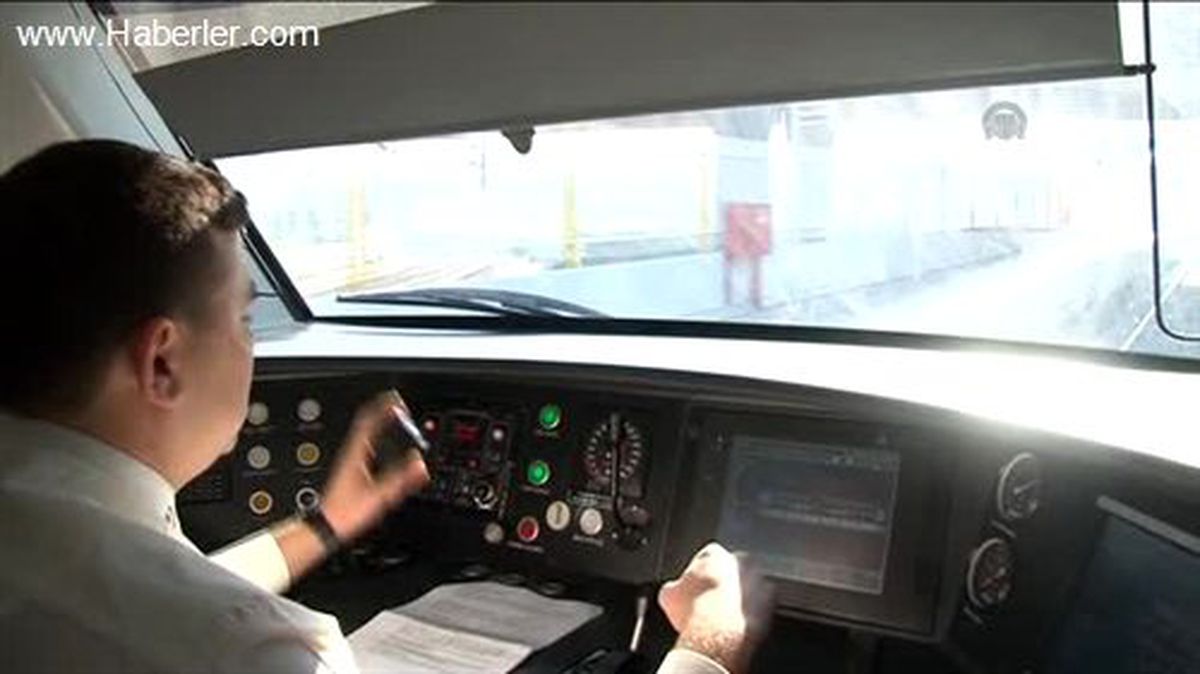 Banliyö treninde yangın tatbikatı gerçeğini aratmadı -