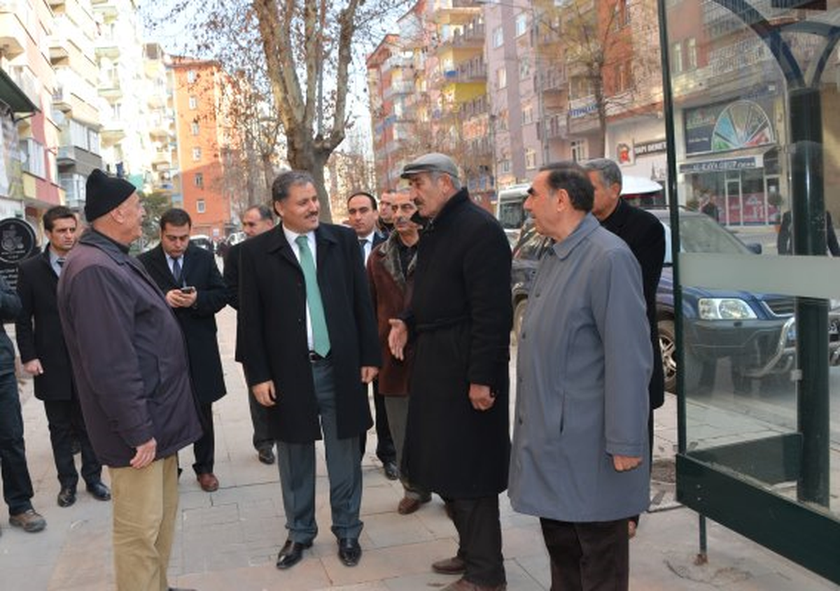 Başkan Çakır Sivas Caddesi Esnaflarını Ziyaret Etti