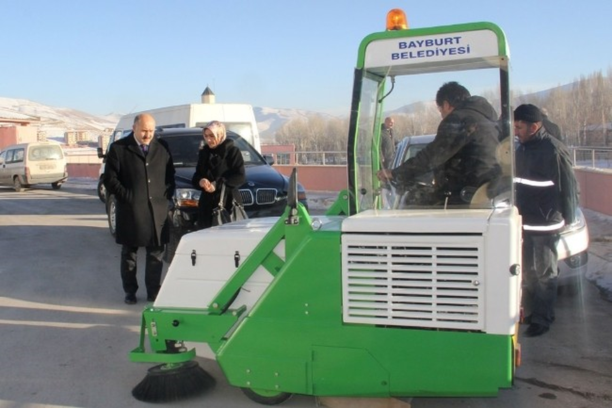 Bayburt Belediyesi Araç Parkını Güçlendirmeye Devam Ediyor