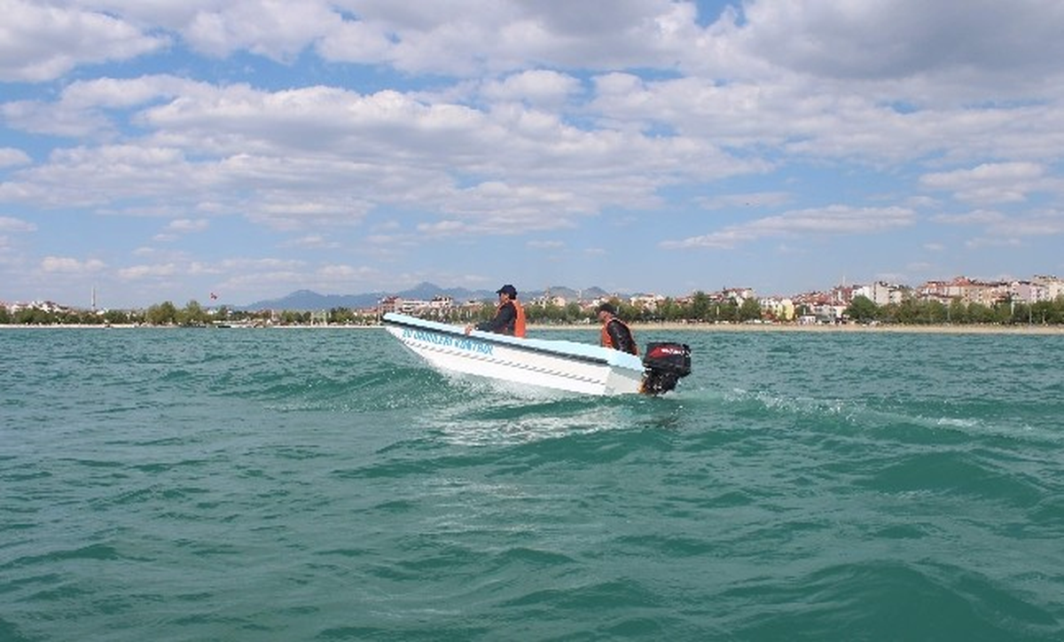Beyşehir Gölü\'nde Kaçak Avlanmaya Sıkı Takip