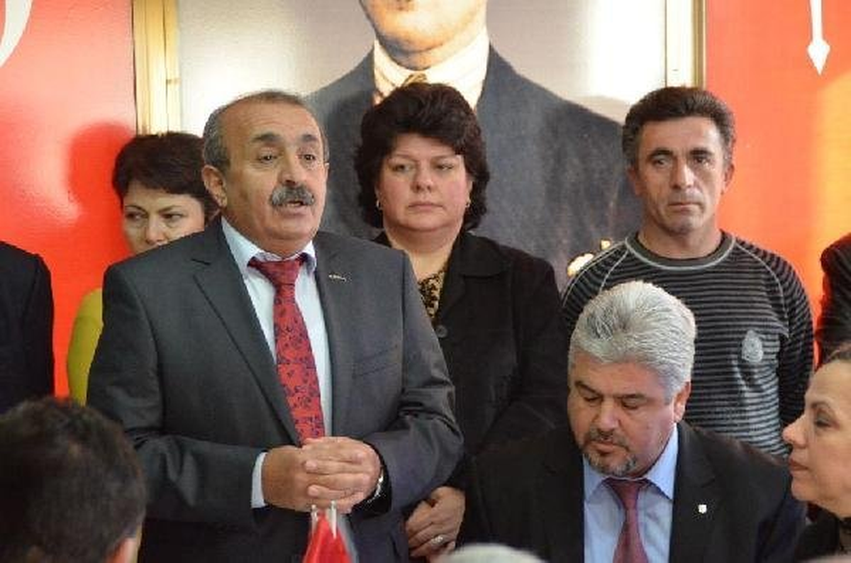 CHP Bergama\'da Gönenç İstifası