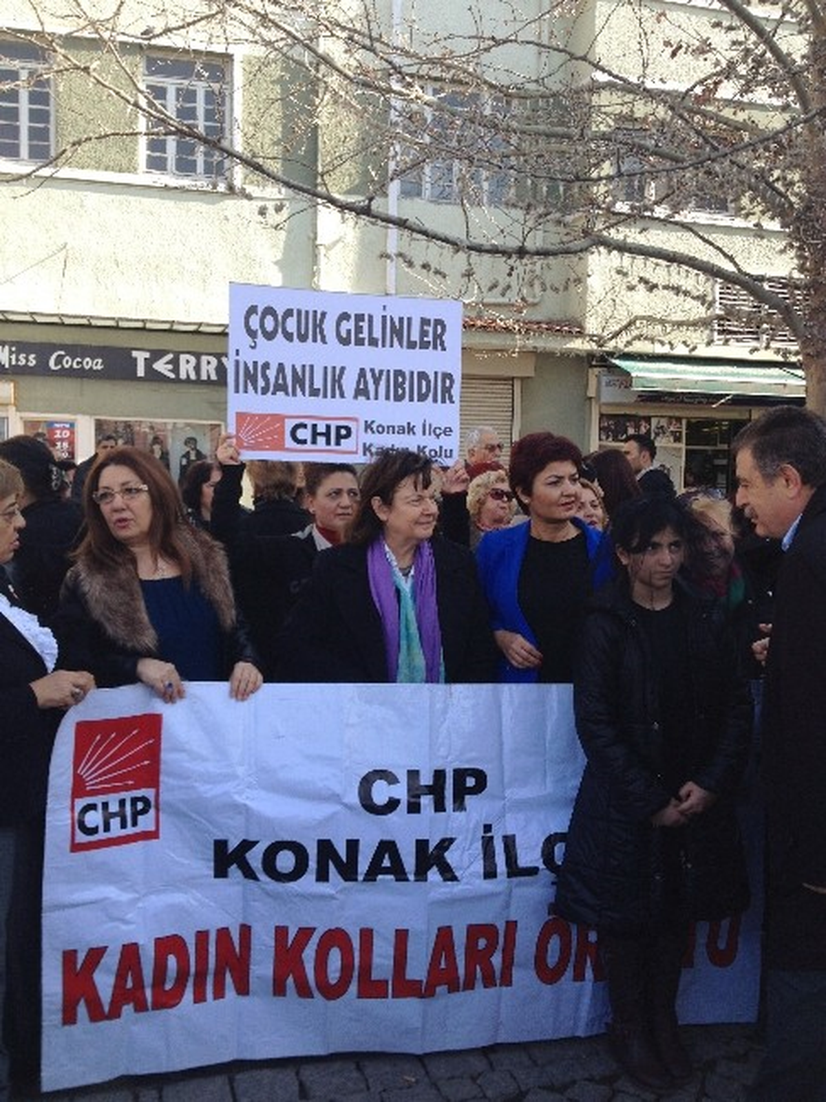 Çocuk Gelinler