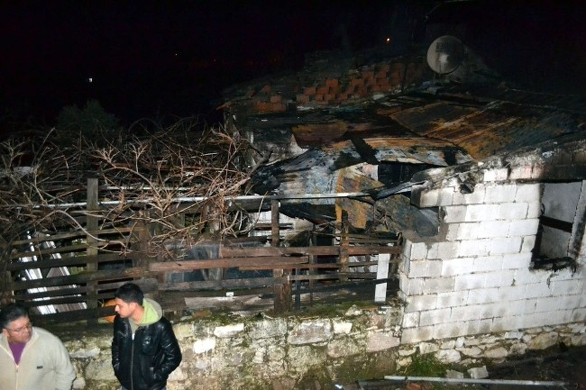 Datça\'da Ev Yangını: 1 Ölü