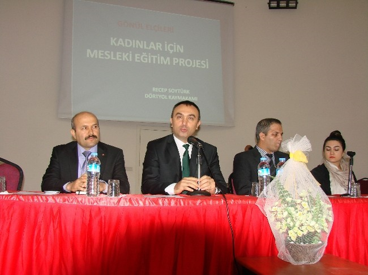 Dörtyol\'da Kadınlar İçin Mesleki Eğitim Proje Tanıtımı