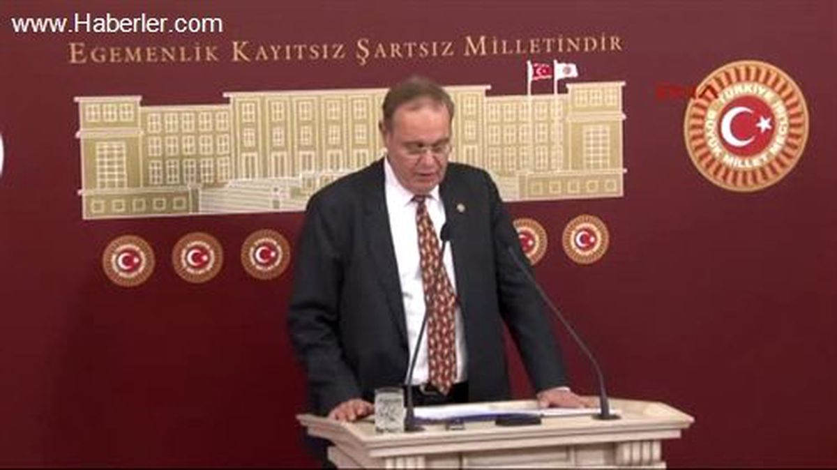 Faik Öztrak : Cumhuriyet Tarihinde Böyle Bir Dönem Olmadı