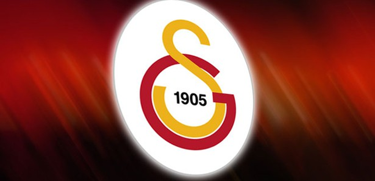 Galatasaray\'ın Yeni Transferi Alex Telles İstanbul\'a Geldi