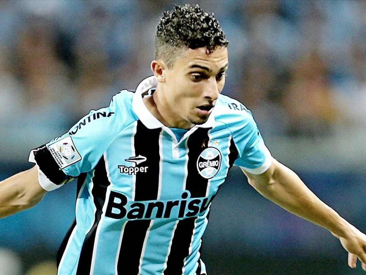 Galatasaray\'ın Yeni Transferi Alex Telles, İstanbul\'da