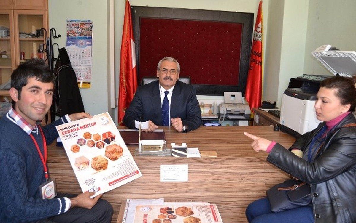 Gençlerden Ecdada Mektup