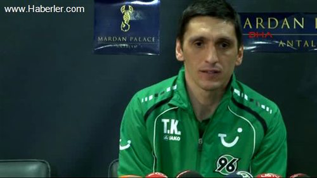 "İstekli, Birbirine Yardım Eden Bir Hannover 96 Takımı Var"