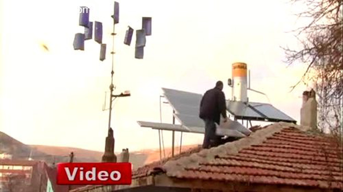İnşaat Ustası Güneş Enerjisinden Elektrik Üretti
