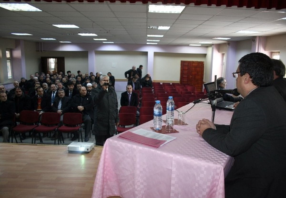 Kaymakam Ada İmamlarla Toplandı
