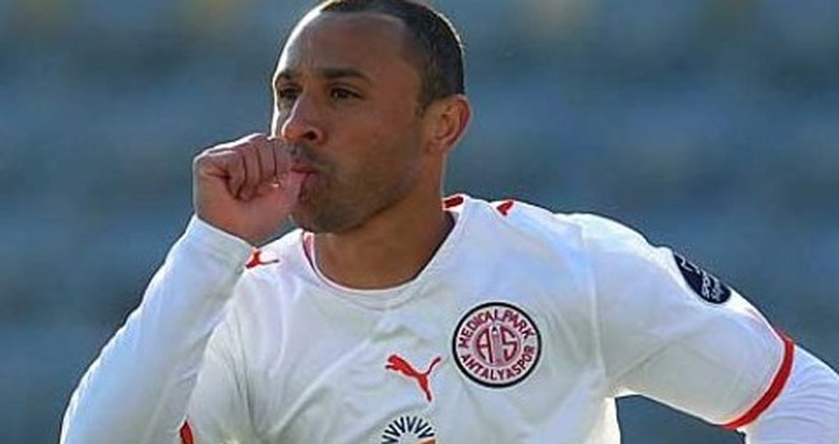 Melih Gökçek'e Maç Cezası