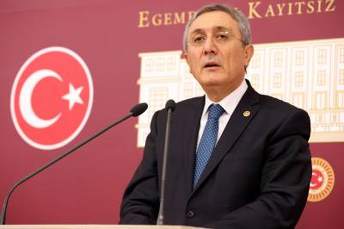 "Paralel Devletten Kimi Kast Ettiklerini Açıklaması Lazım"