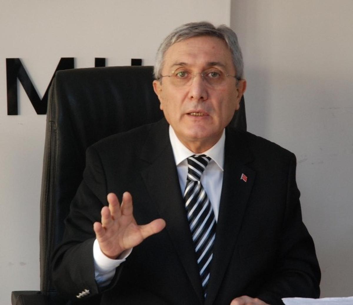 MHP Genel Başkan Yardımcısı Ayhan\'dan HSYK Eleştirisi