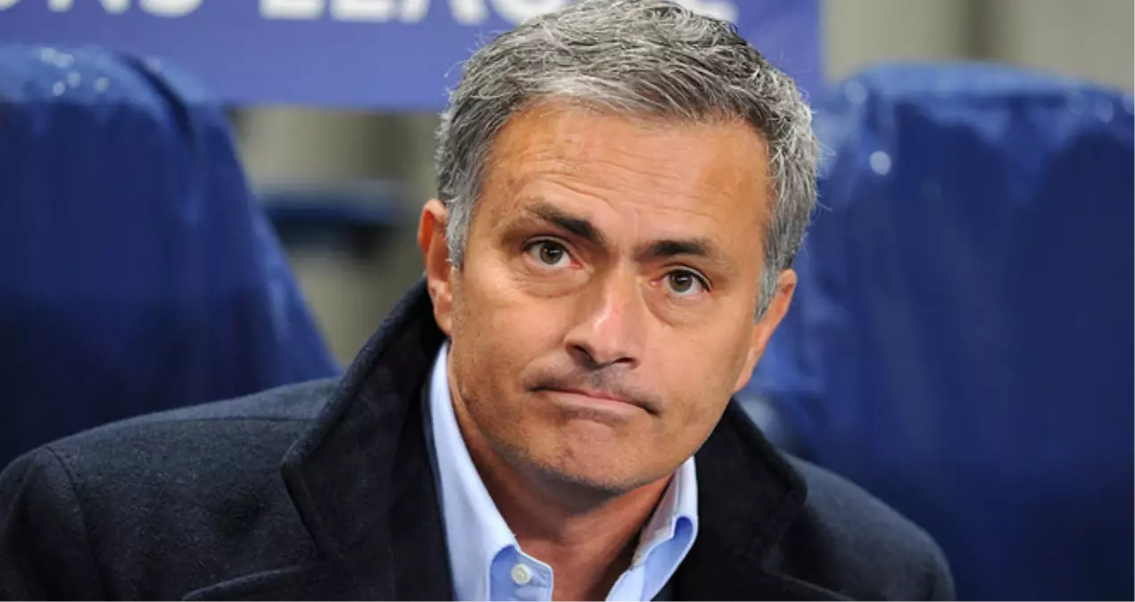 Chelsea Menajeri Mourinho, Rooney ve Persie\'yi İstiyor