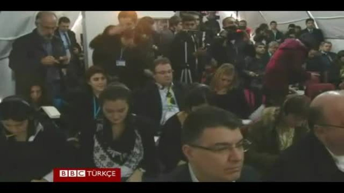 Nur Gibi Bir Bebek Karanlığa Doğdu\'