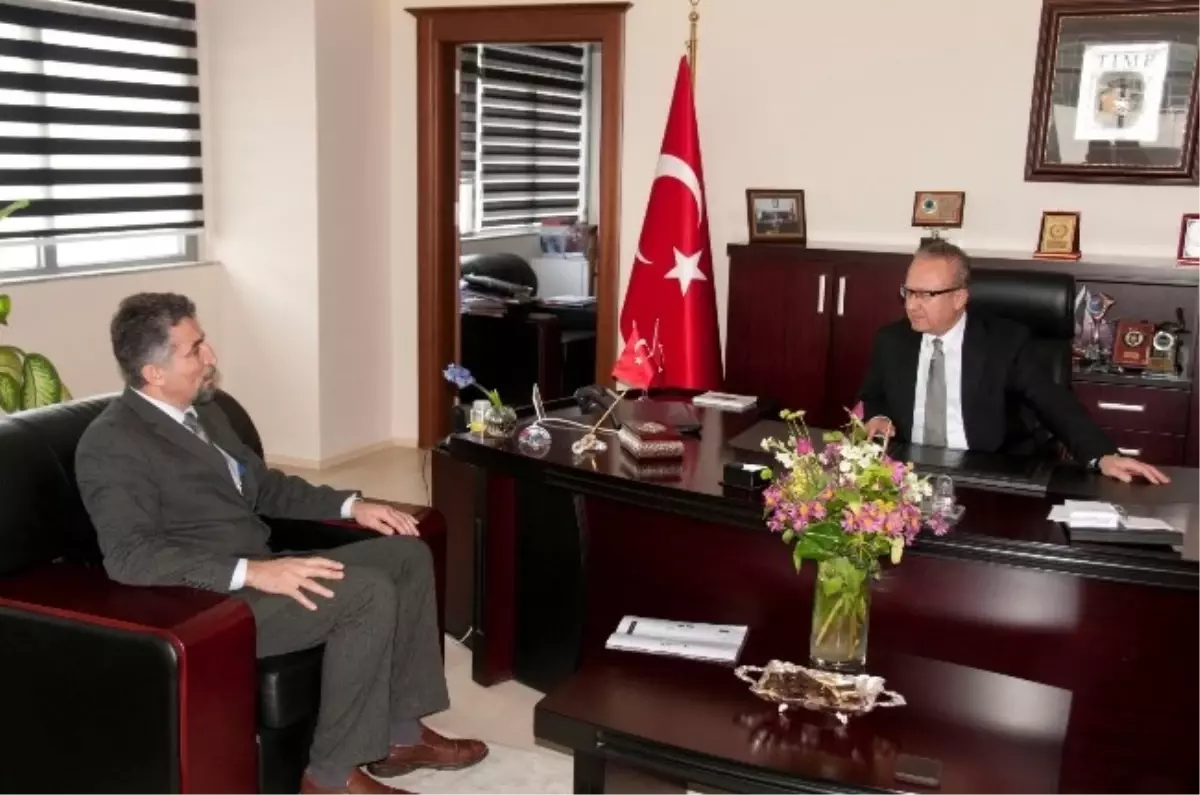 Okul Müdüründen Bandırma Belediyesine Teşekkür Ziyareti