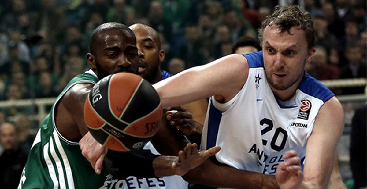 Anadolu Efes, Panathinaikos\'a 78-64 Yenildi