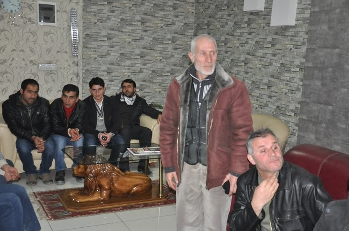 Siirt Belediyesi\'nde Çalışan İşçilerden Sendika Talebi