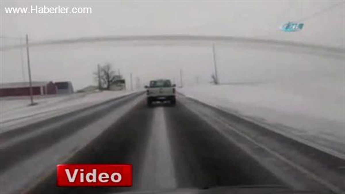 Sollayayım Derken Kaza Yaptı
