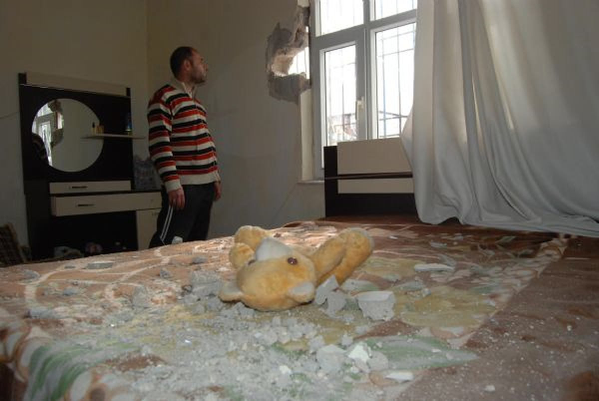 Suriye\'den Atılan Havan Mermisi Karkamış\'ta Eve İsabet Etti