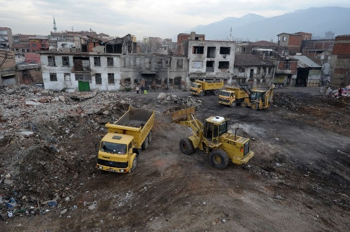 Tabakhaneler Bölgesindeki Çöp Dağları Kalkıyor